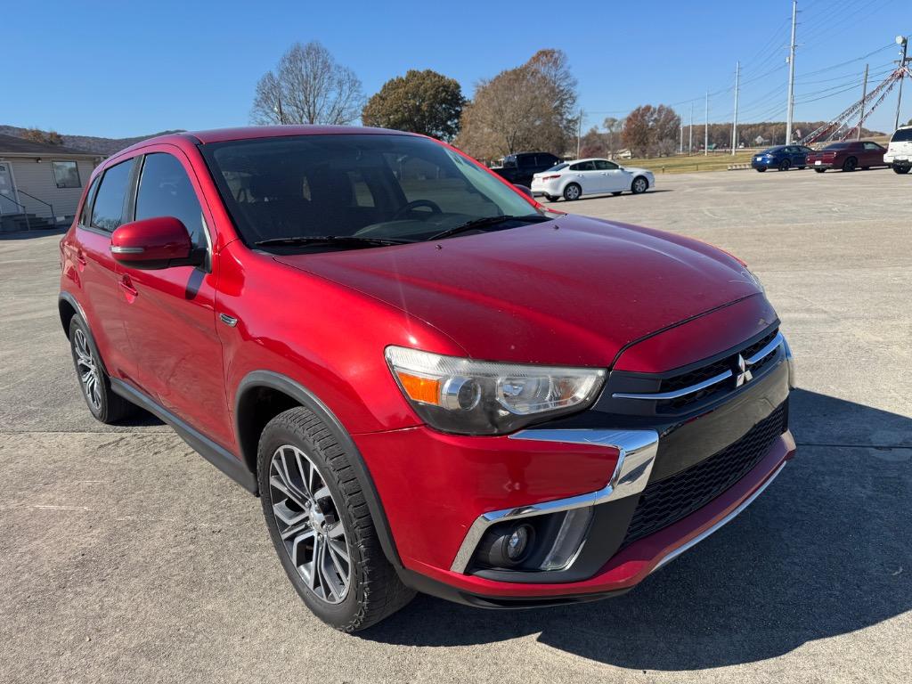 2019 Mitsubishi Outlander Sport SE's photo