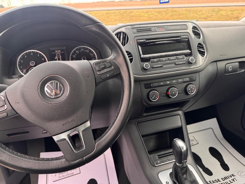 2014 Volkswagen Tiguan S - Photo 11