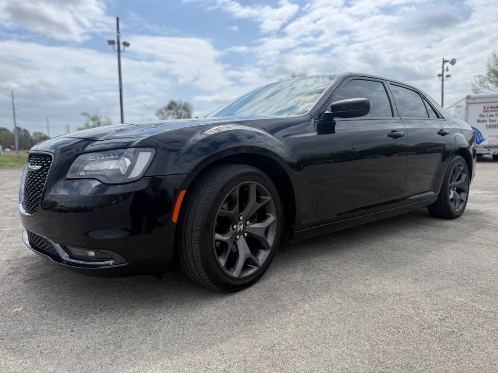 2019 Chrysler 300 S